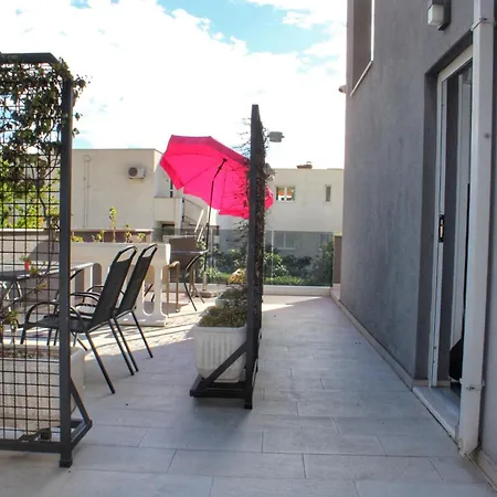 Melassy 2 Apartment *
