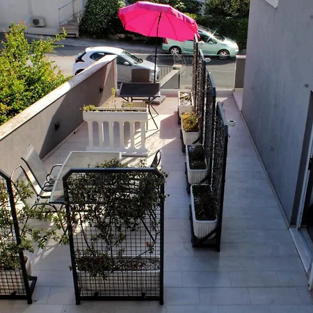 Apartment Melassy 2